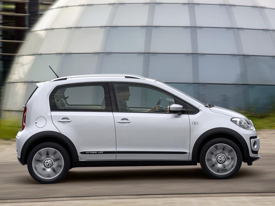 Volkswagen Cross up! 2013 года  (фото 8 из 44)